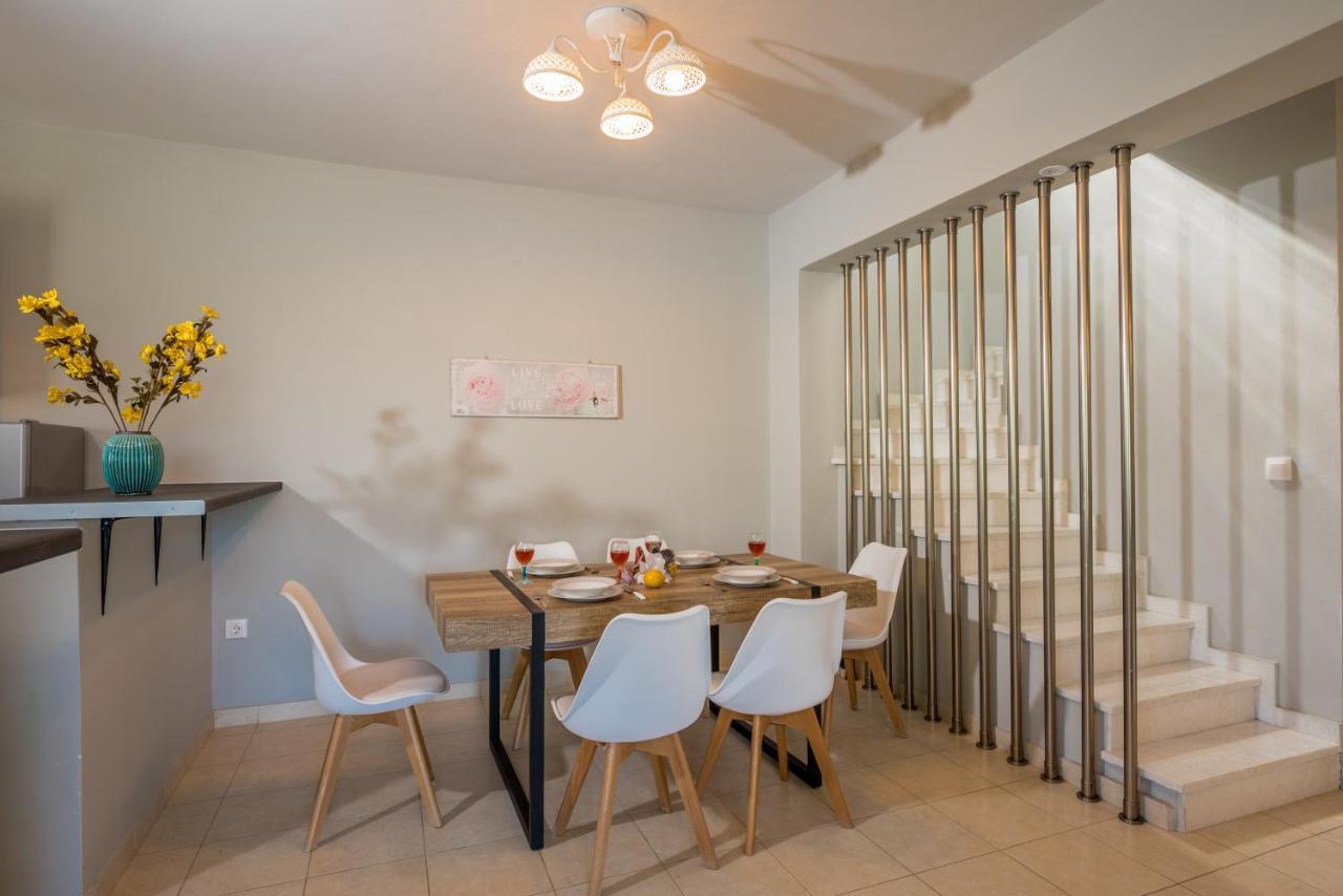 Asante Group Holiday Homes 티실리비 외부 사진