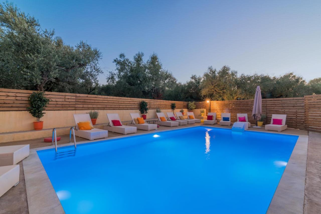Asante Group Holiday Homes 티실리비 외부 사진
